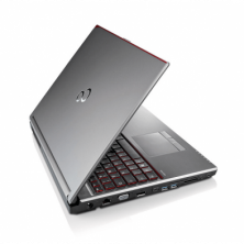 Fujitsu Celsius H760 15.6" i7 6820HQ, 16GB, SSD 256GB, Full HD, NVIDIA Quadro 2000M 2GB, A+